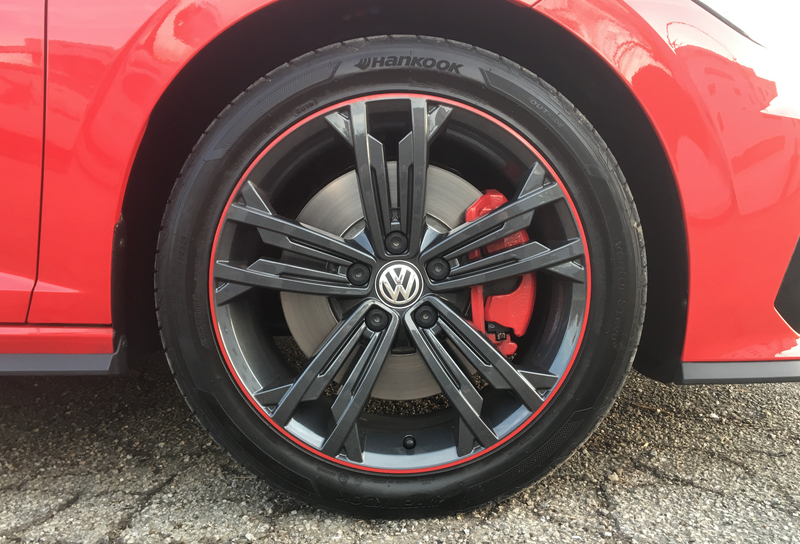 Illustration for article titled The 2019 Volkswagen Jetta GLI Is Why Sport Sedans Shouldn't Die